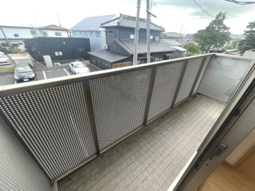  ファミール板谷A棟