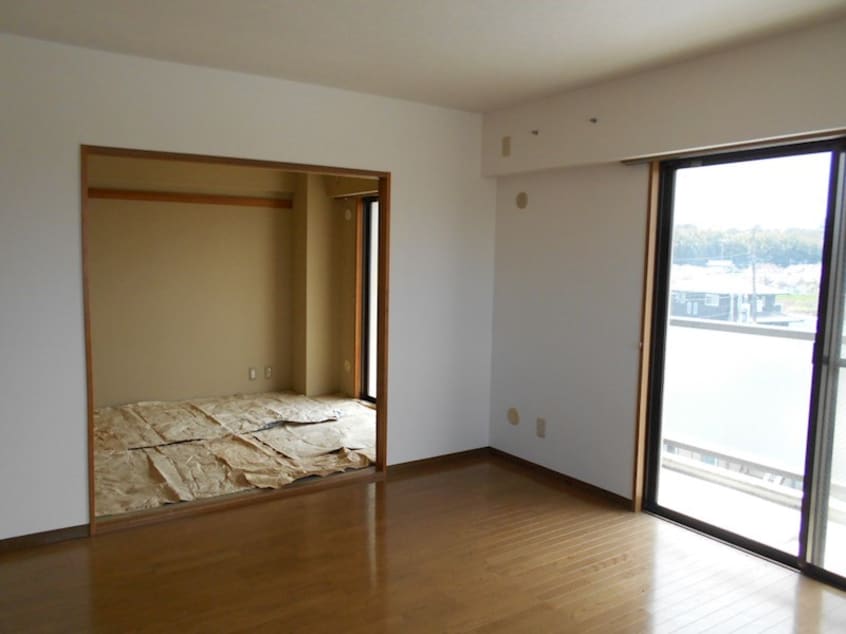  ロータスハウス