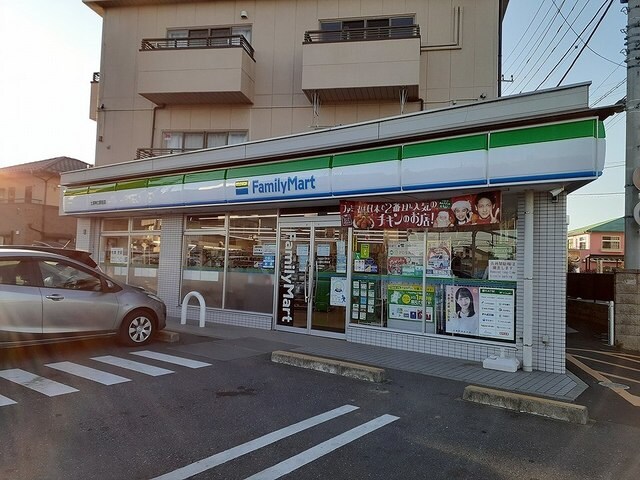 ファミリーマート土浦神立駅前店まで50m ａｎｎｏｎ