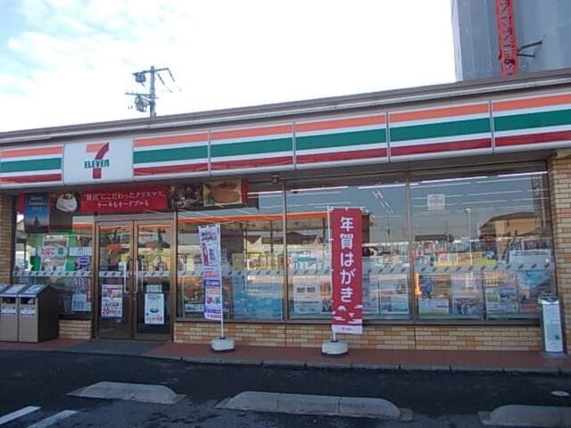 セブンイレブンひたち野西３丁目まで1000m ウエスト　Ａ