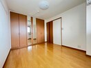 室内 イースト　ステージ