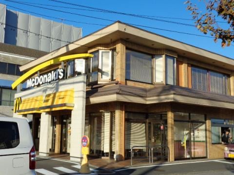 マクドナルド真鍋新町店まで2，064ｍ Ｈａｃｋ　ｂｅｒｒｙ真鍋（ハックベリーマナベ）