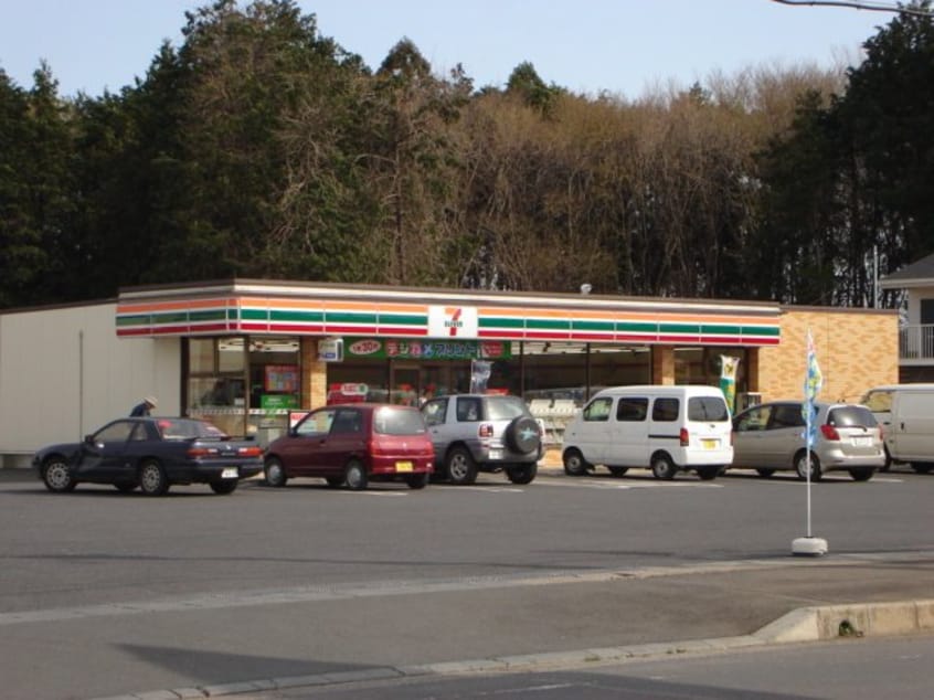 セブンイレブン石岡運動公園前店まで387ｍ フェリアード