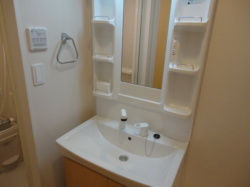 洗髪洗面化粧台 コルテーゼ