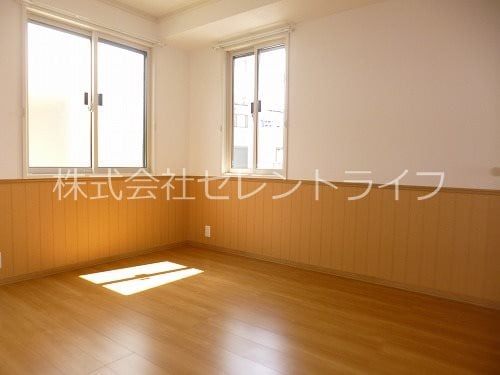 洋室 リレア学園南