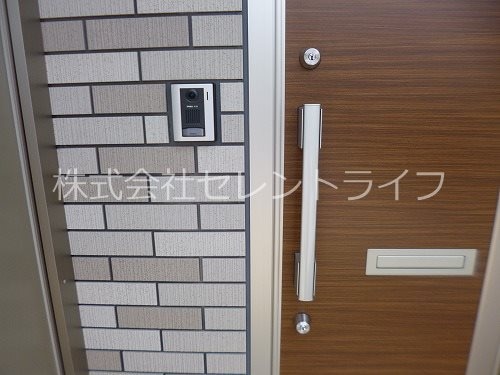 ＴＶドアホン・玄関錠ダブルロック リレア学園南