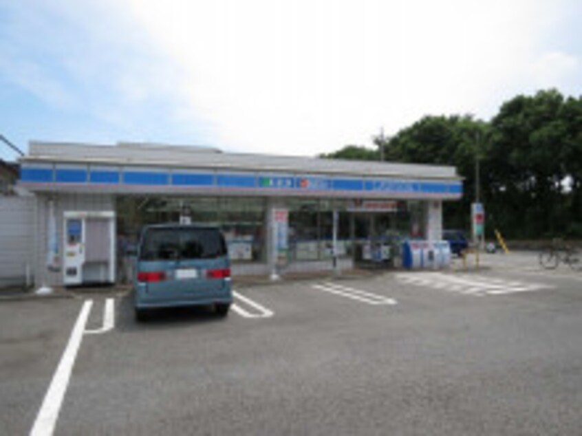 ﾛｰｿﾝ つくば天久保三丁目店(コンビニ)まで475m ピュア桜