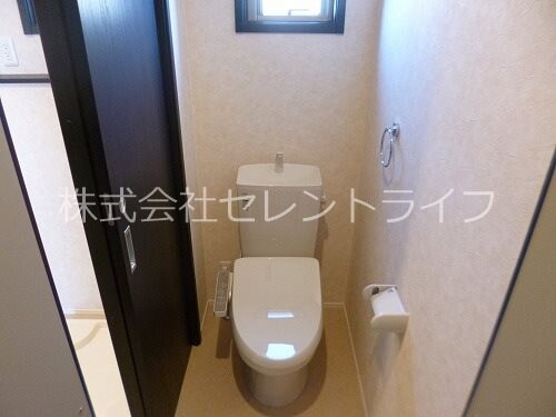 ２階：温水洗浄暖房便座機能トイレ サクセスK
