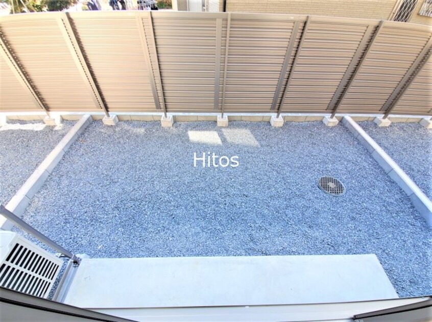 1階開口部を開けると専用庭に出られます。 Satis（サティス）