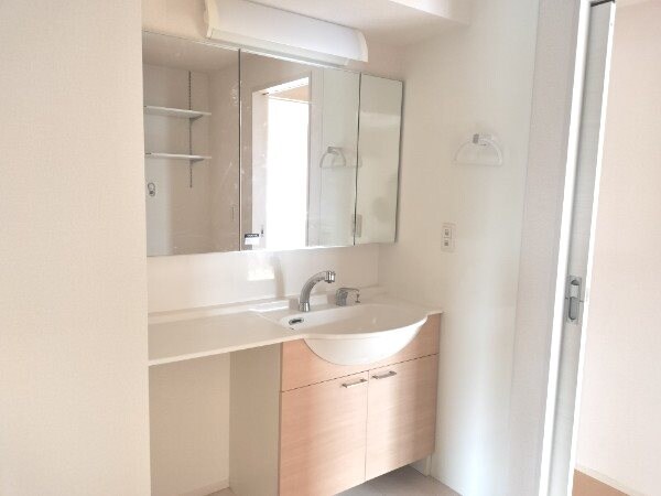  Royal Jist SUITES