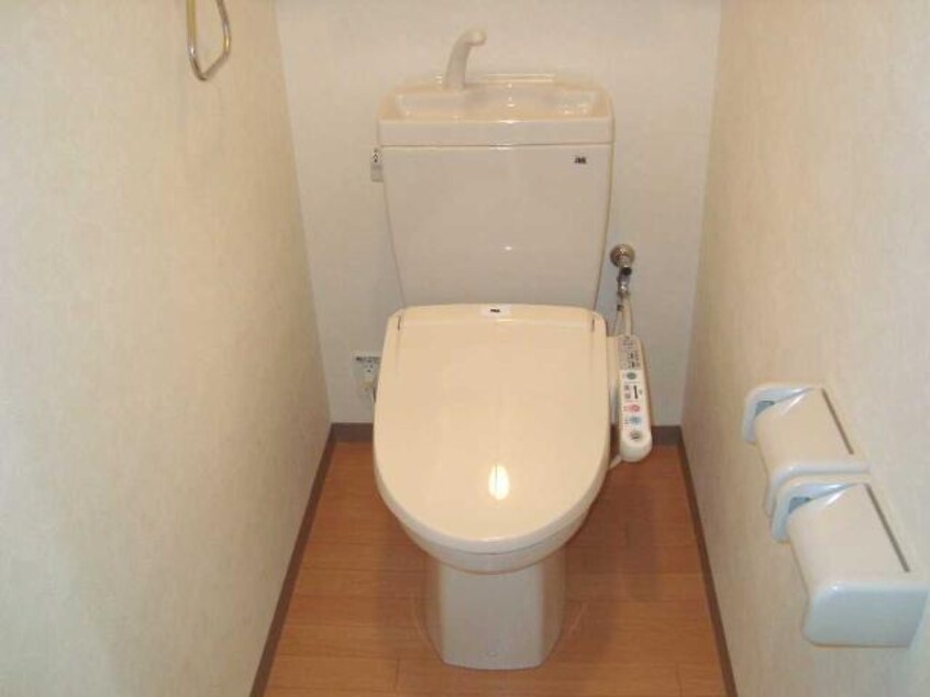 シャワー付トイレ メゾン・ド・アンジュ