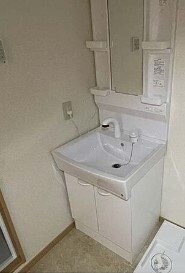  オリーブ学園の森