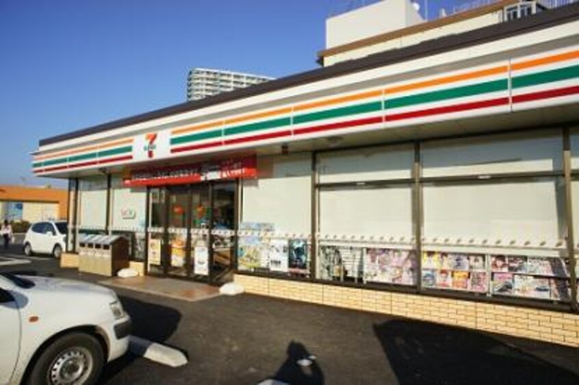 ｾﾌﾞﾝｲﾚﾌﾞﾝ つくばみどりの店(コンビニ)まで1811m カーサ・ドマーニIII