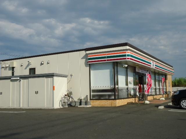 セブンイレブンつくばみどりの東店まで787ｍ エトワールA