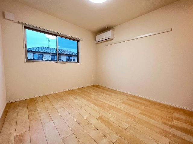 室内 キルシェ