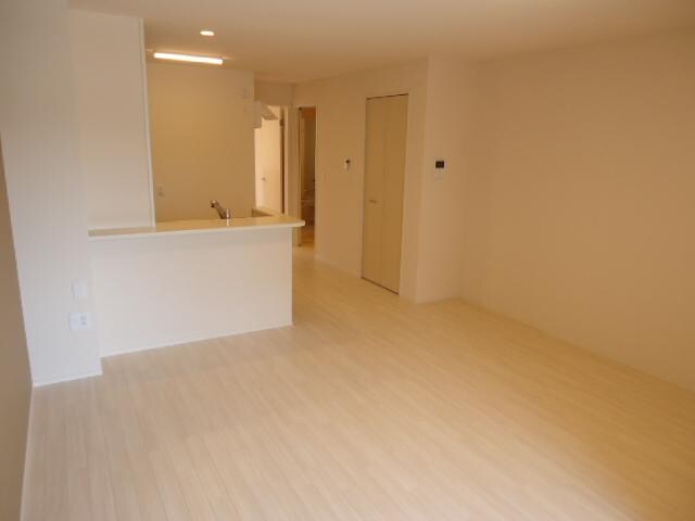 リビング Allez Crest Neo（アレ　クレスト　ネオ）