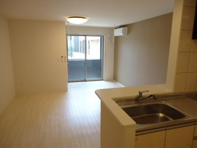 リビング Allez Crest Neo（アレ　クレスト　ネオ）