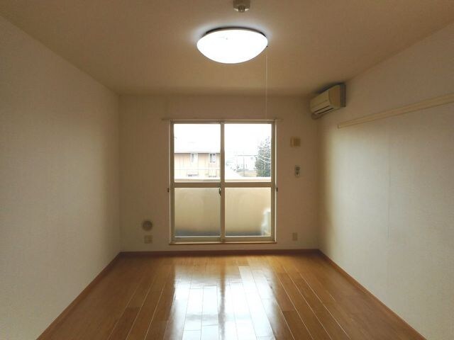  木村ロイヤルマンションV