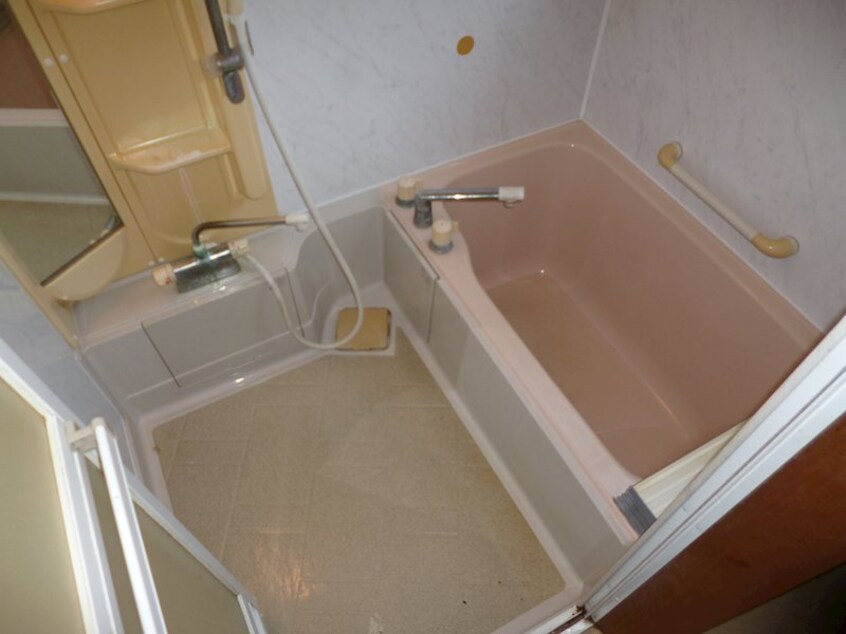  管理住宅付き犬飼育場