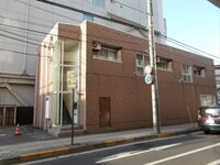 センターサーパス