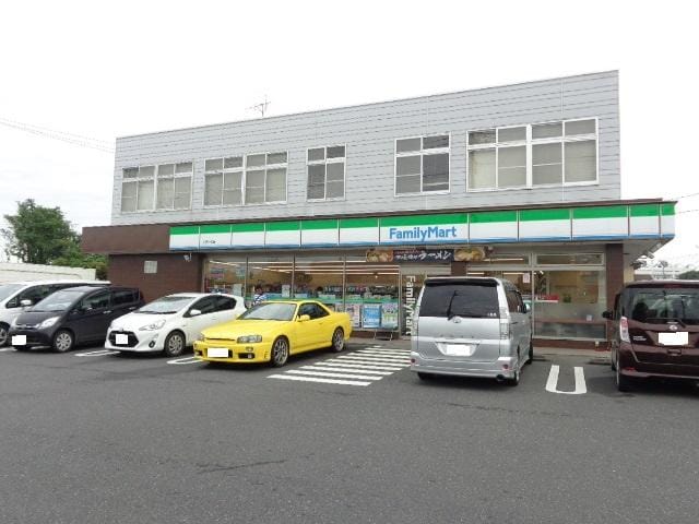 ファミリーマート土浦小松店まで528ｍ ルミナス　スカイ