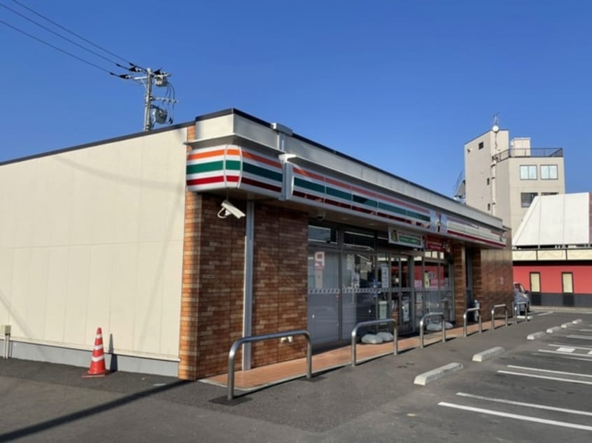セブン-イレブン 土浦富士崎店まで550m セジュール富士崎