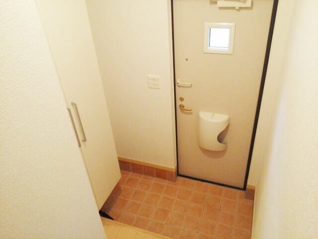  メルヴェールナカムラ参番館