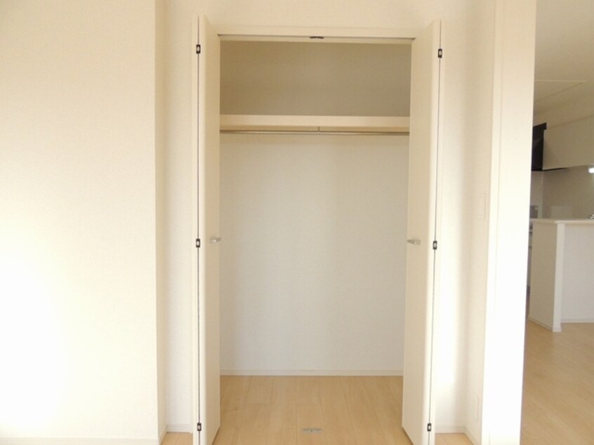  アンフィニイ・シャルマン