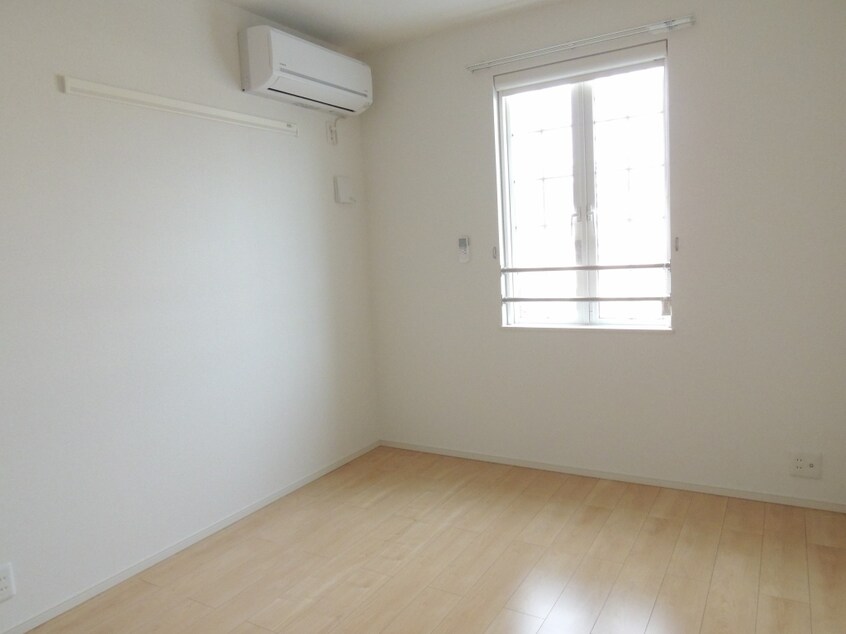  コリーナ木田余II