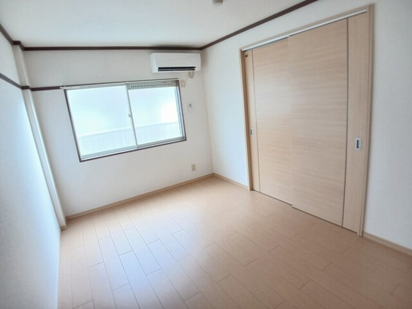  エルディム萩原