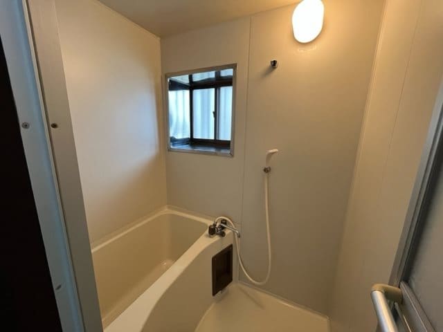  ベルコーポナカノエ