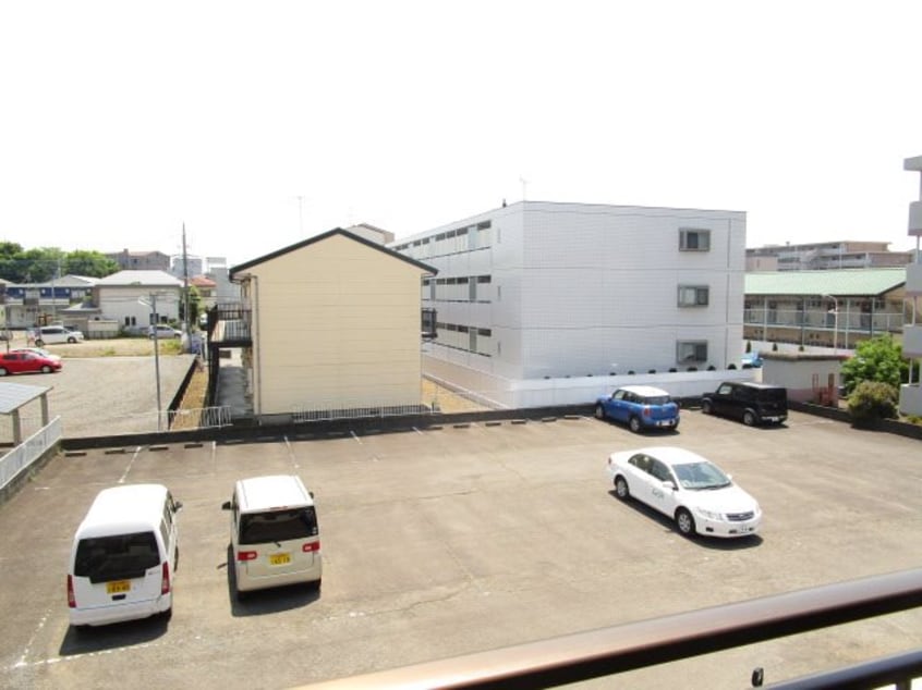  ベルコーポナカノエ