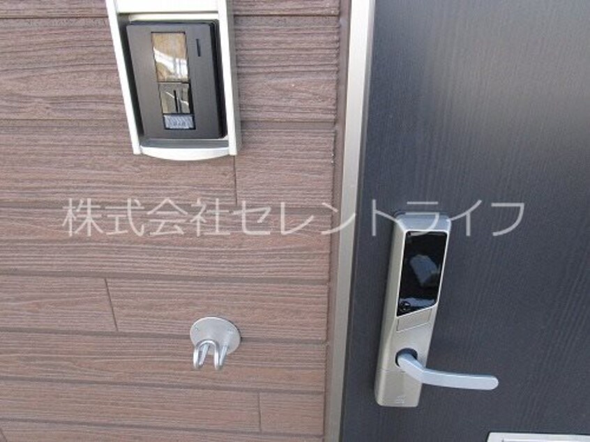 TVモニター付きドアホン＆電子錠 KK Hills III