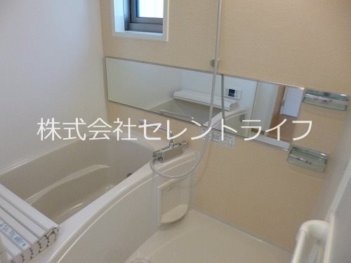 追い炊き機能・乾燥機能付き浴室 リレア学園南