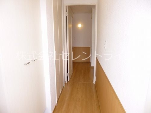 玄関ホール・廊下 リレア学園南