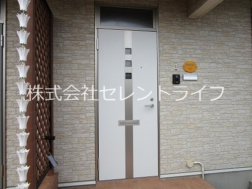 玄関前 ポジターノ