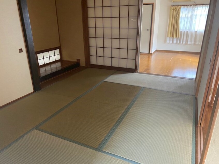  下広岡　山崎邸