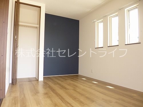 南側洋室 リトルオリーブ