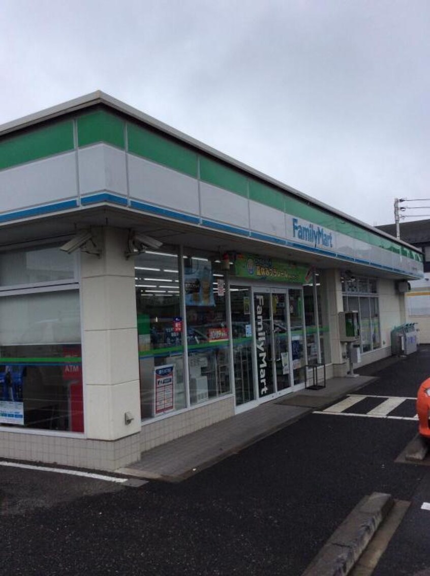 ﾌｧﾐﾘｰﾏｰﾄ つくば手代木店(コンビニ)まで558m つくばアイビースクエア