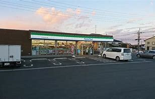 ﾌｧﾐﾘｰﾏｰﾄ つくば谷田部中央店(コンビニ)まで1268m ソレアード