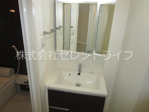 シャワー付き洗面化粧台 ドムス学園の森