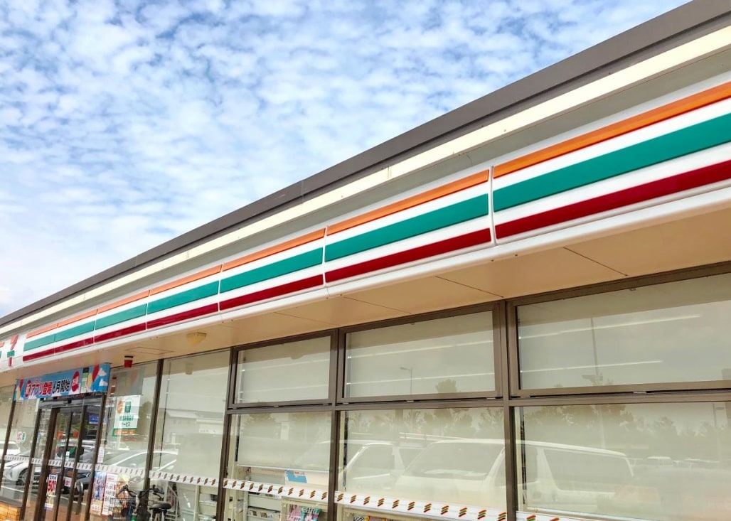 ｾﾌﾞﾝｲﾚﾌﾞﾝ 研究学園駅西店(コンビニ)まで802m アプリコット