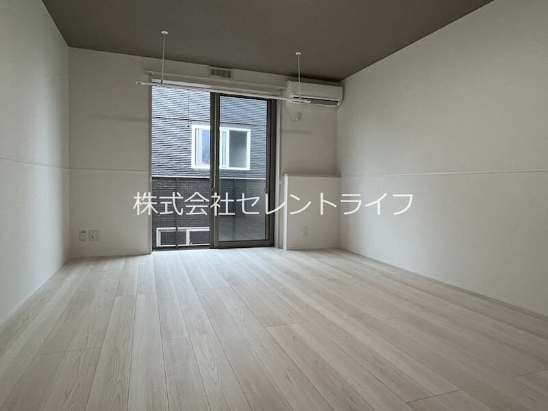  SRLレジデンス港町