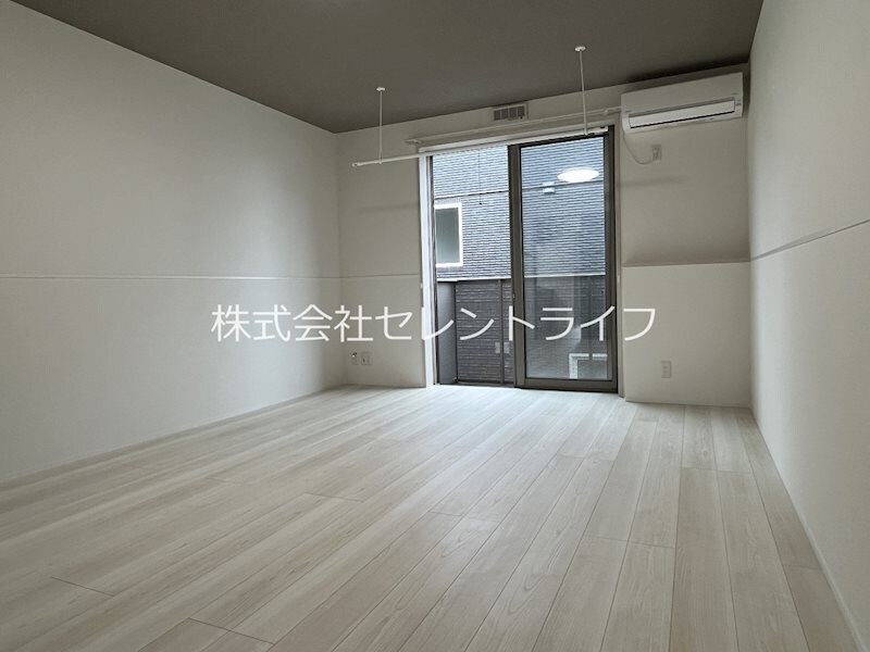  SRLレジデンス港町