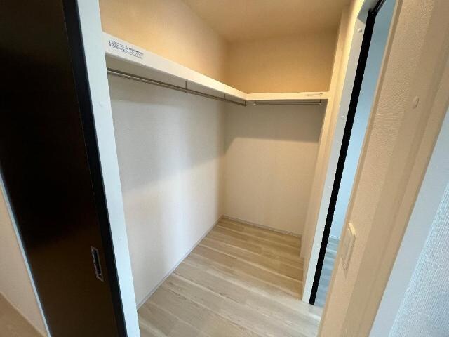 ウォークインクローゼット（イメージ） Moon stone（ムーン　ストーン）