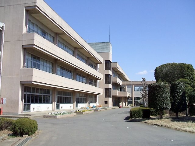 つくば市立高山中学校まで1，294ｍ Moon stone（ムーン　ストーン）