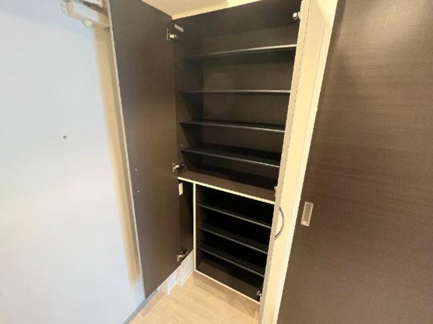 下駄箱（イメージ） Moon stone（ムーン　ストーン）