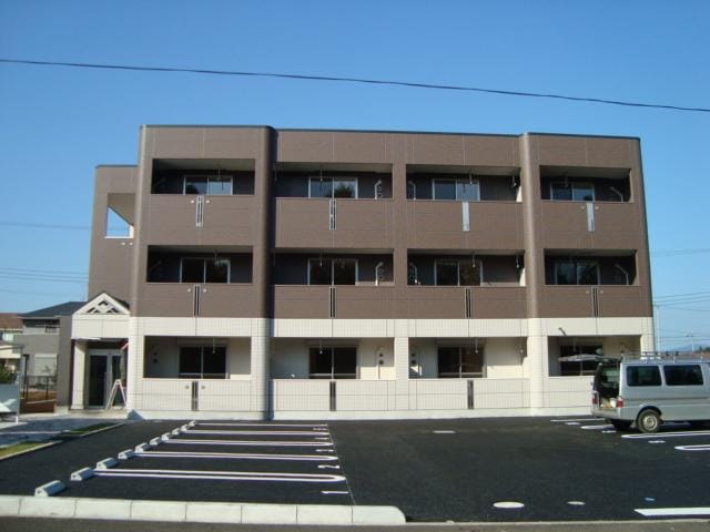 外観写真（昼） フォレストヴィラ