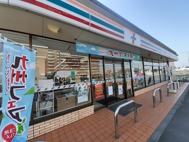 セブンイレブン万博記念公園駅西まで800m ソラリス