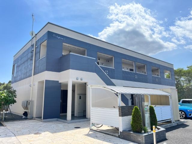 外観写真（昼） エンプレスV